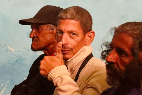Personas sin hogar en la iglesia
